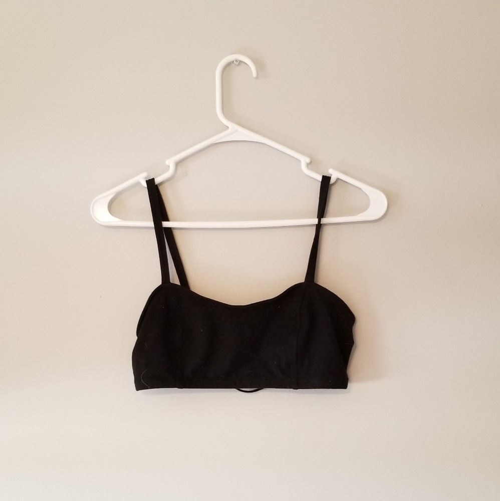 Strappy Black Sports Bra